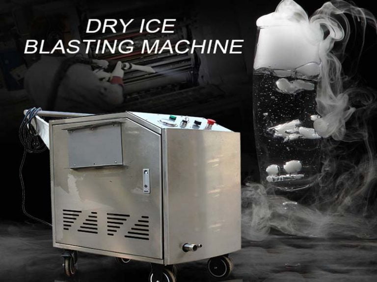 Dry ice blasting machine