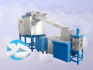 Dry ice briquetting machine