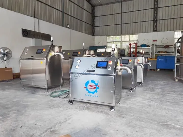 Dry ice maker manufacturer